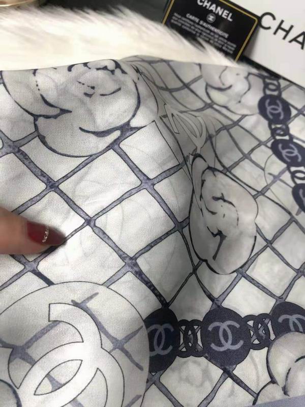 Chanel silk scarf 53X53cm E07 (5)
